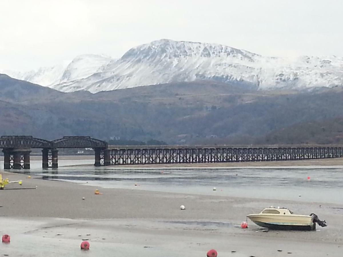 Snowdonia Mawddach Escape Villa Dolgellau Eksteriør bilde